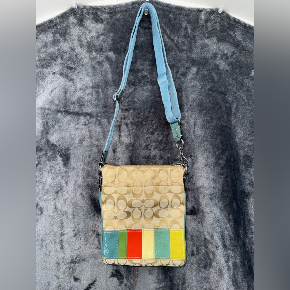 Coach Signature Crossbody Bag Purse with Blue Strap & Patent Leather Color Block